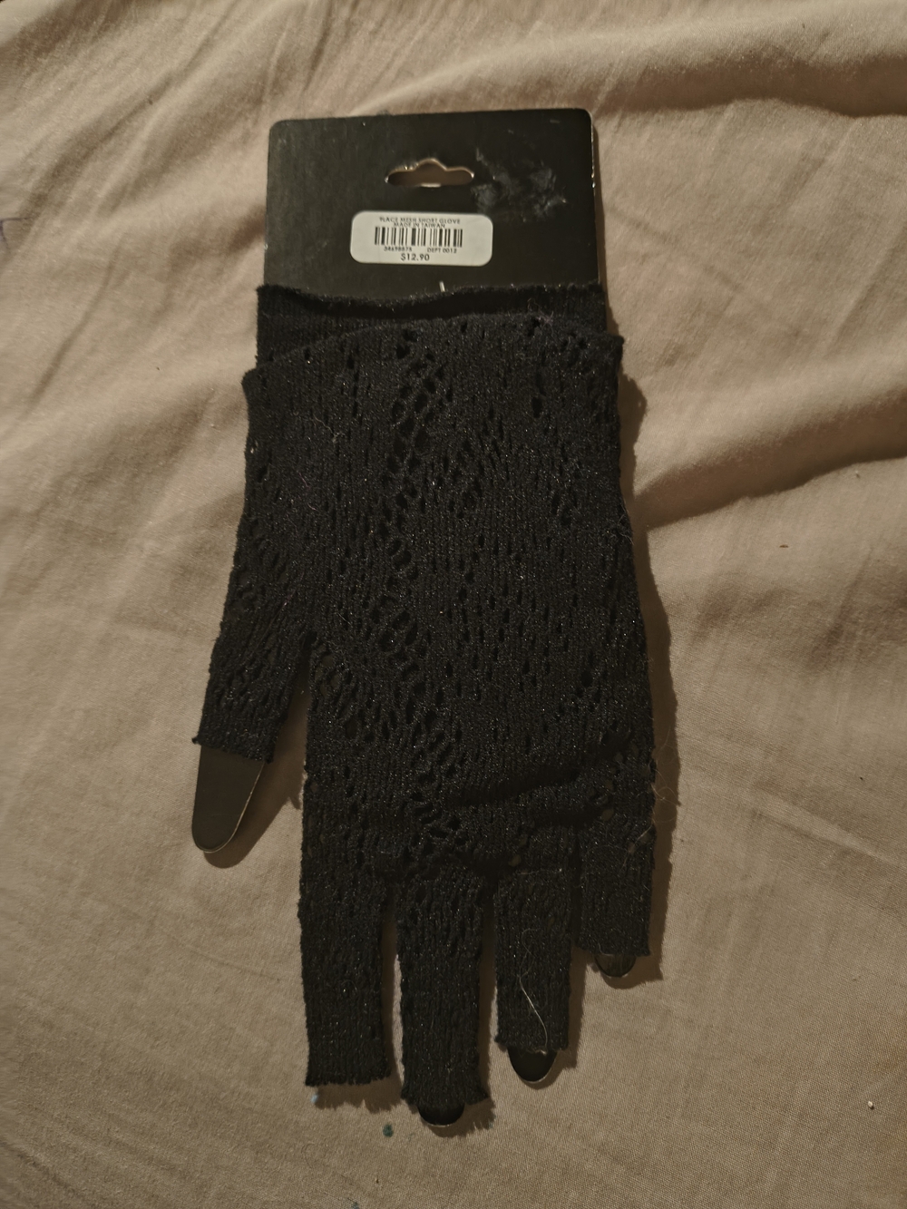 Hot Topic Black Lace Fingerless Gloves